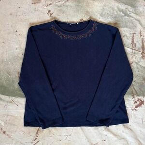Y2K Essential Blue long sleeve shirt with floral neck embroidery